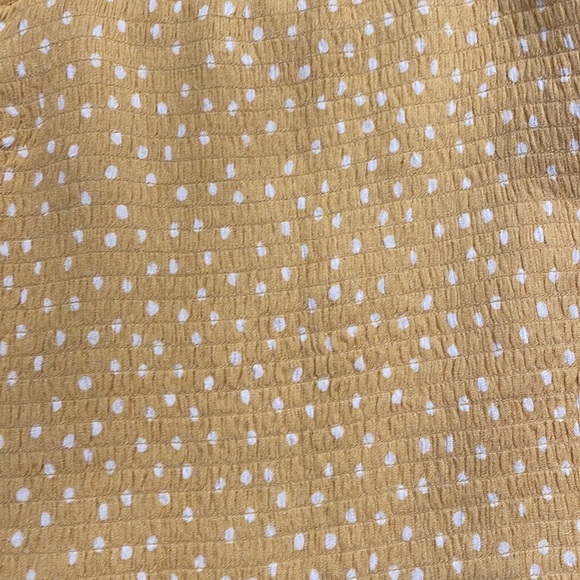 Abercrombie and Fitch Tie-strap Smocked yellow polka dot cami. Size small - Picture 4 of 7